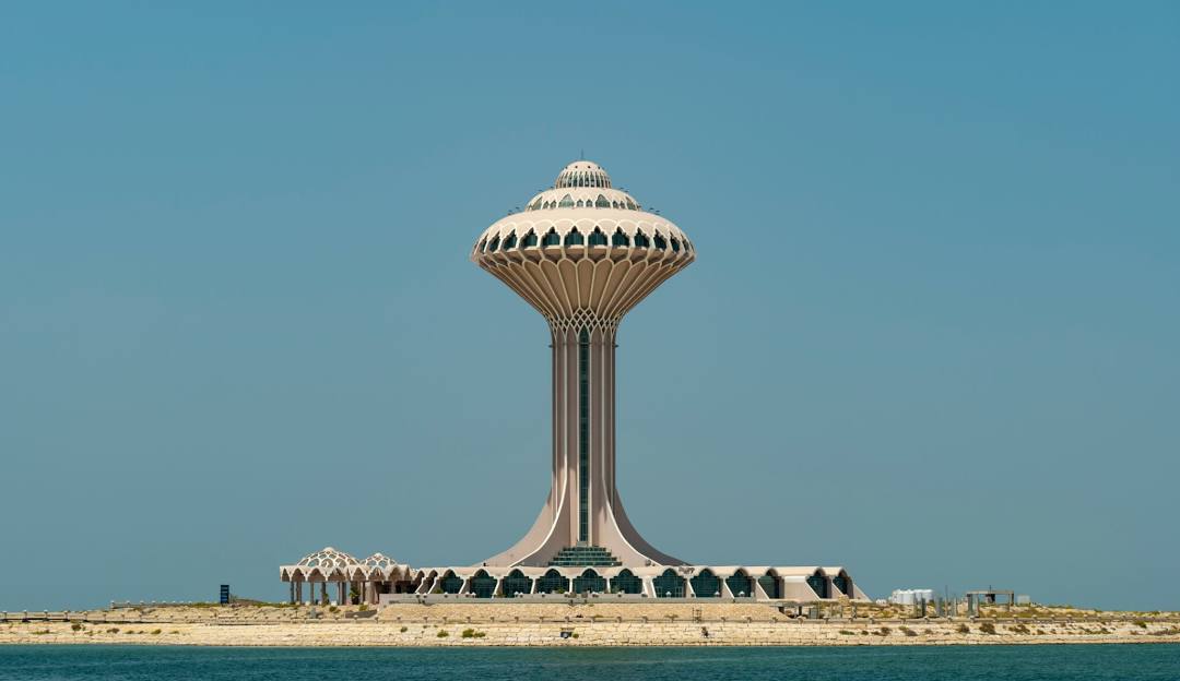 الخبر